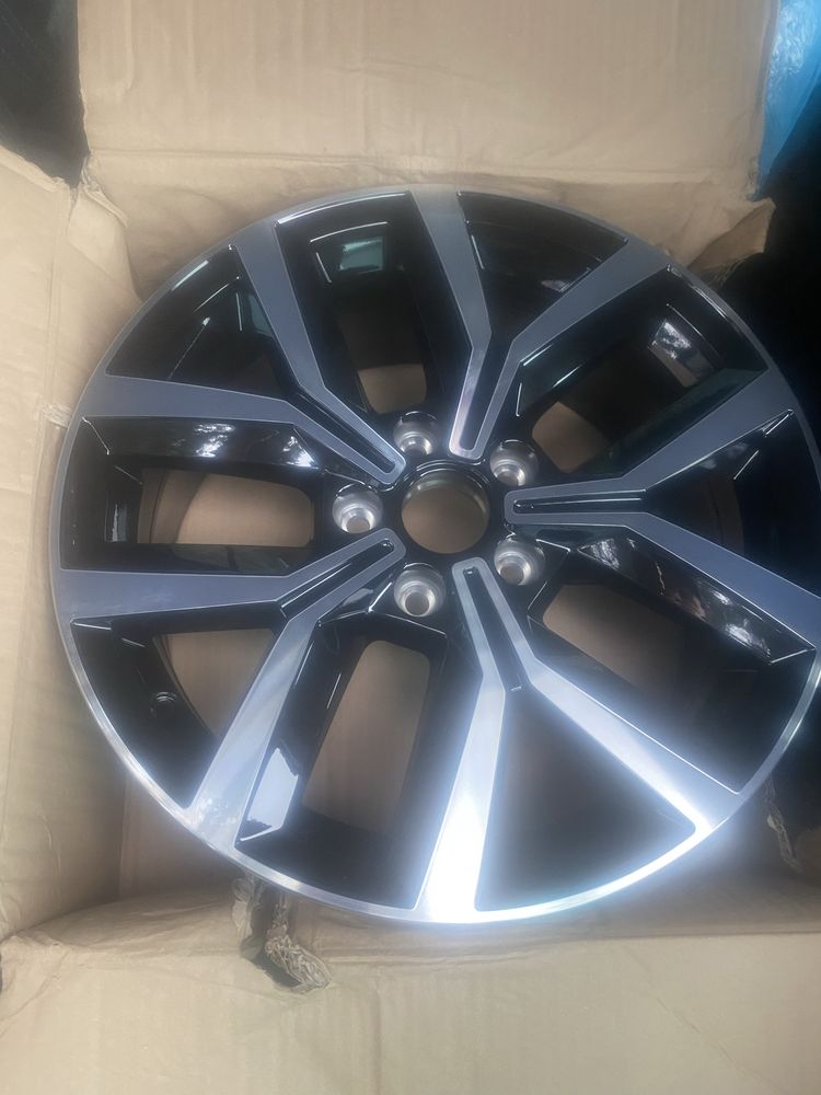 Диск оригінал Volkswagen 5/112 r17