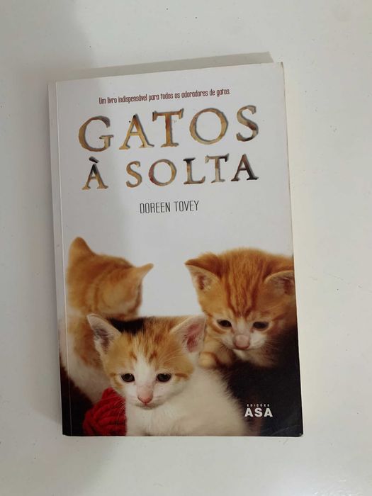 Livros variados de diferentes géneros