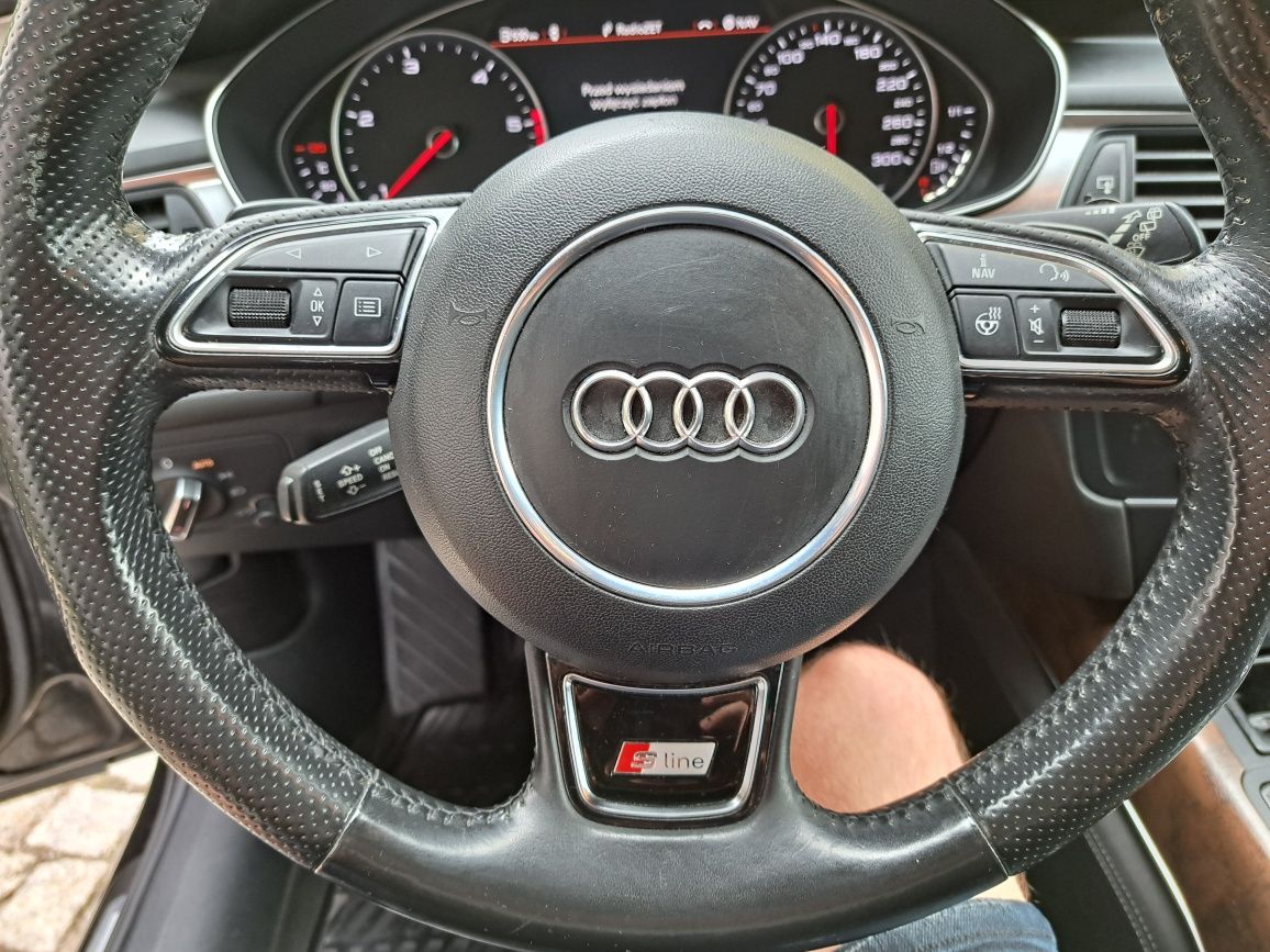 Audi A6 Avant 2.0 DIESEL 165KM, S-LINE Automat, Phantom Black