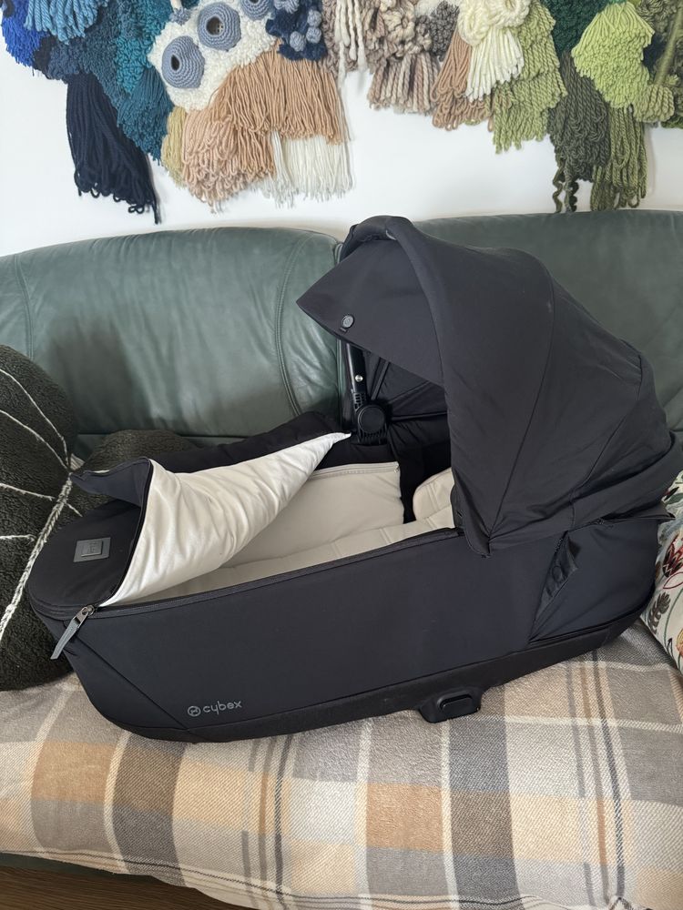 Alcofa Cybex Priam em preto
