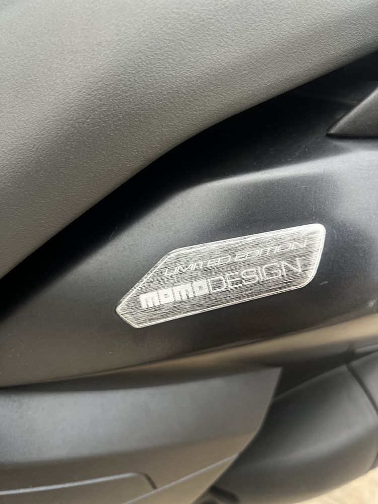 YAMAHA XMAX 125cc  só 16300 km