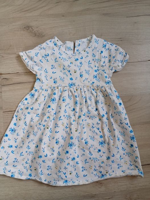 Sukienka dla dziewczynki 74 80