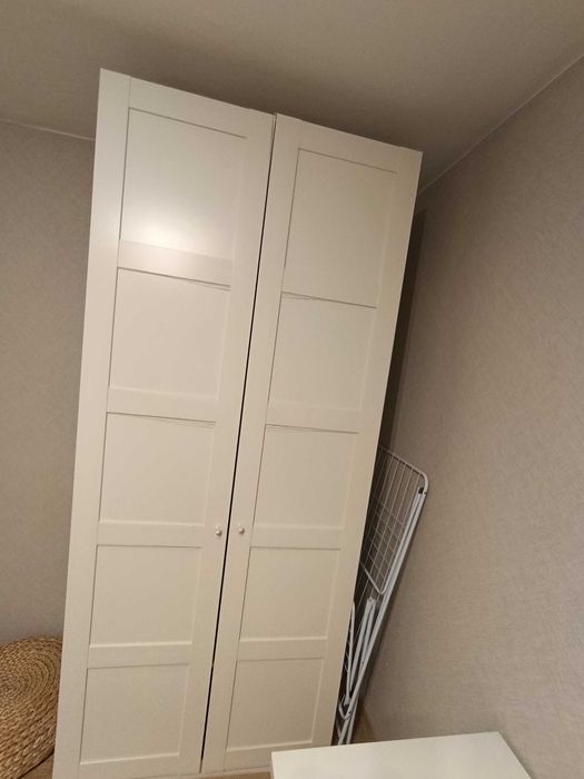 Biała szafa Ikea Pax