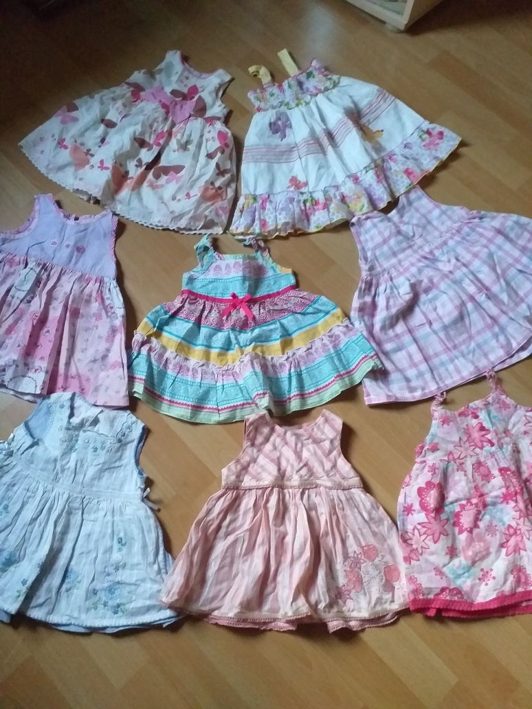 Ubrania dla dziewczynki 0-2 lat