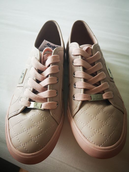 Nowe buty GUESS z USA rozmiar 10, 42 europejskie