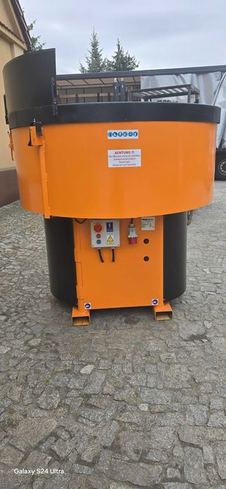 Betoniarka elektryczna 600l