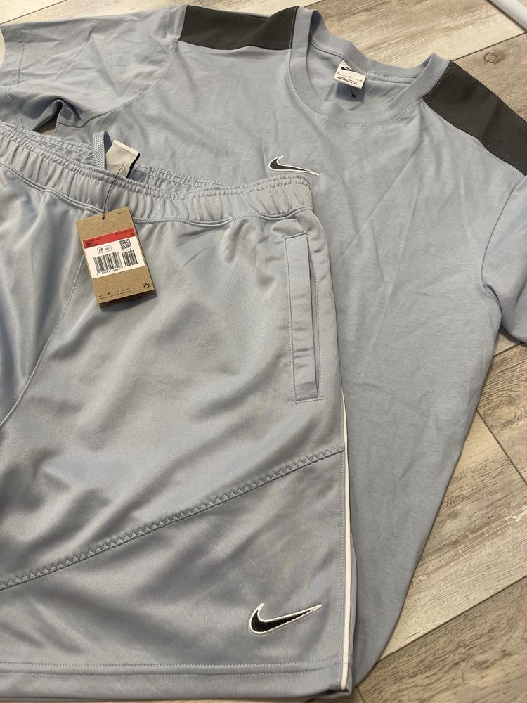 Костюм Nike m nsw sp graphic tee найк