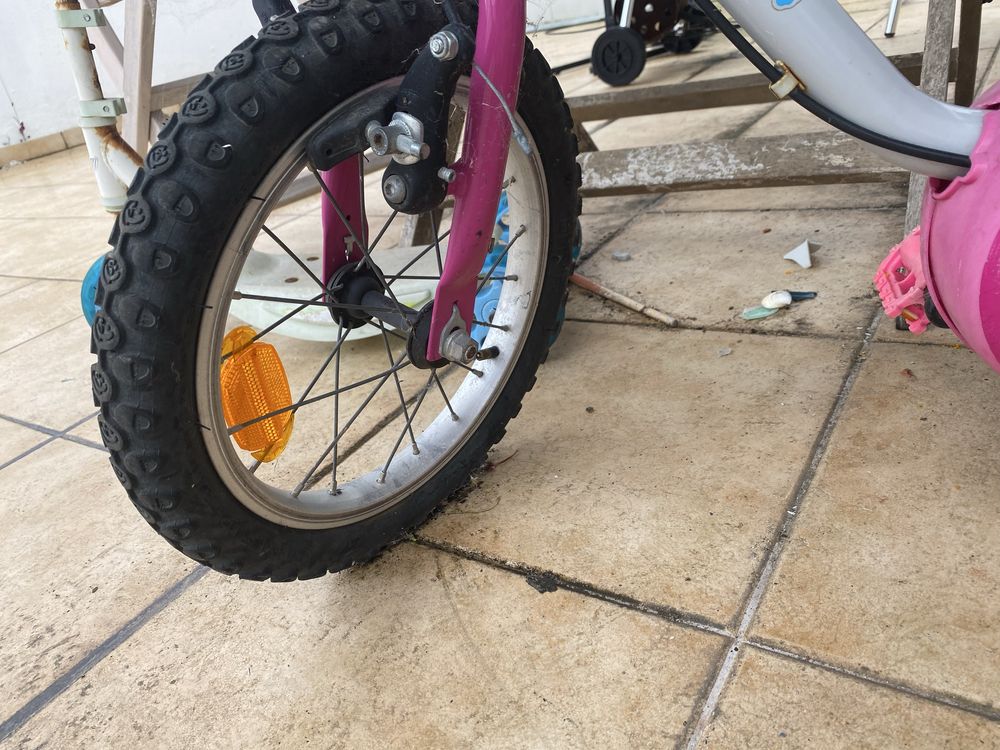 Bicicleta BTWIN menina e menino
