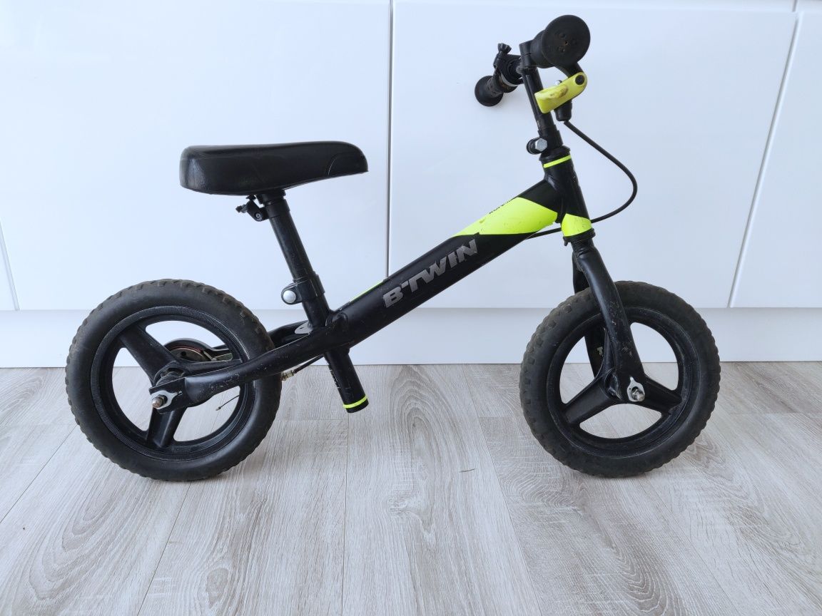 Rowerek biegowy BTWIN DECATHLON czarny