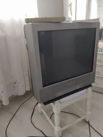 Продам телевизор SONY -21 FT1K в идеальном состоянии.