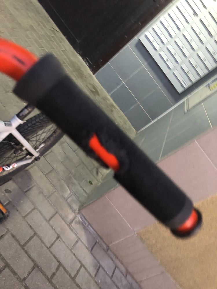 Rower BMX z hamulcami stan taki sobie