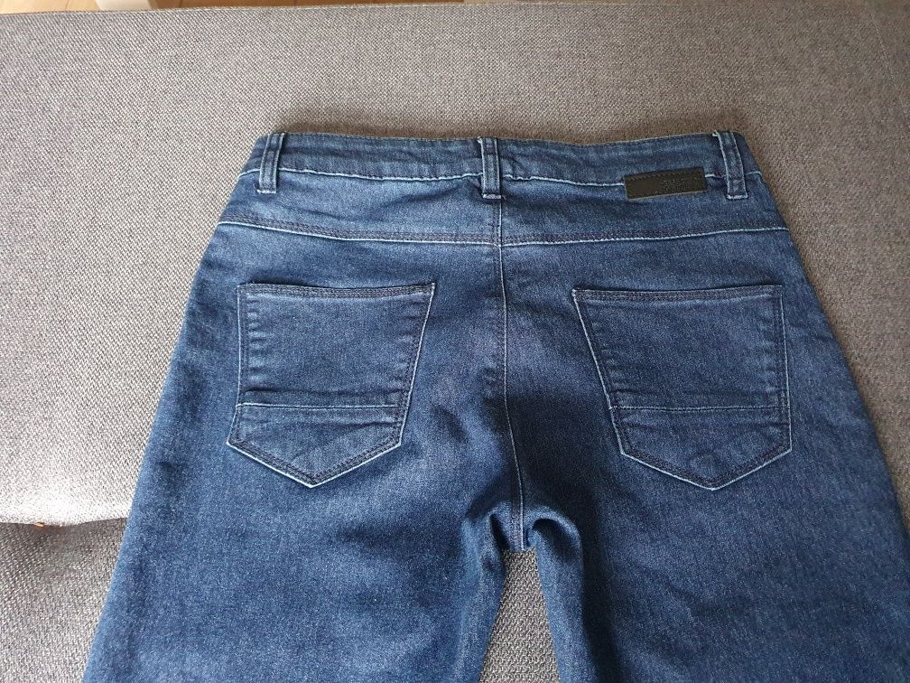 Jeansy Slim Reserved Denim