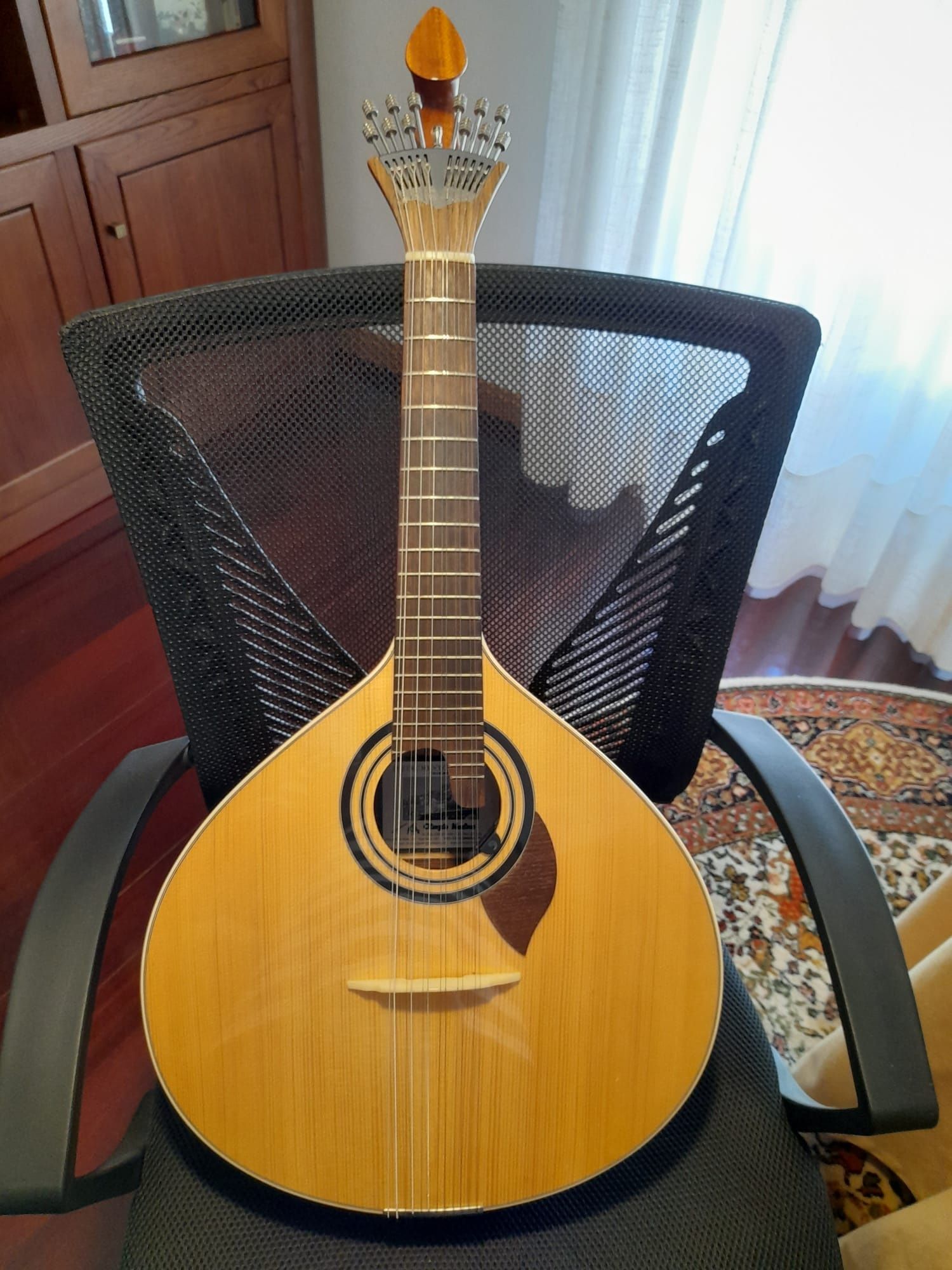 Guitarra Portuguesa