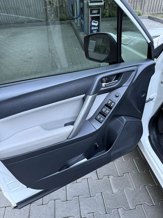 Subaru Forester 2014р в дуже збереженому стані