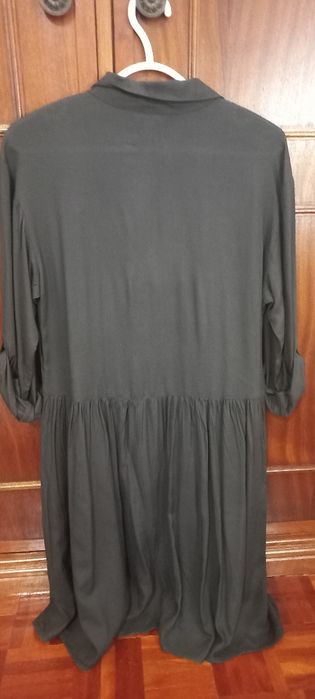 Vestido midi preto H&M