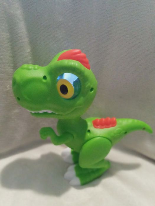 Динозавр іграшка  550 гр