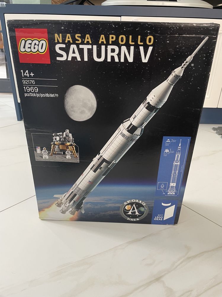 Lego NASA Apollo Saturn V 92176