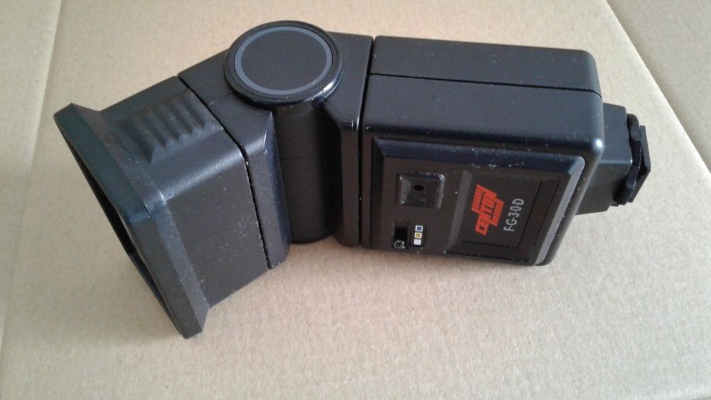 Flash profissional Centron FG 30 D