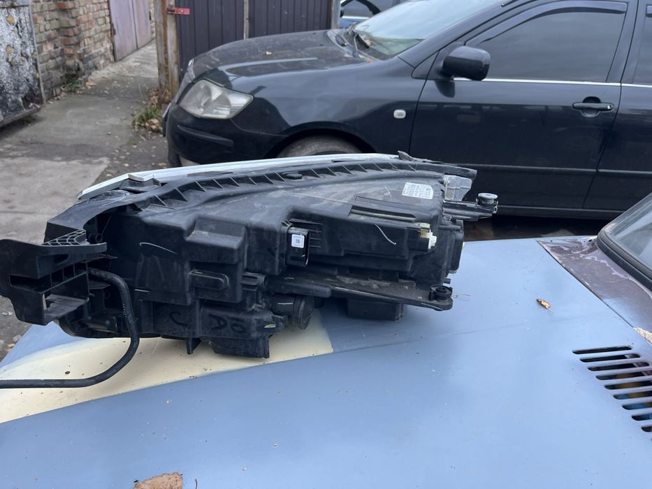 Фара пассат B9 USA