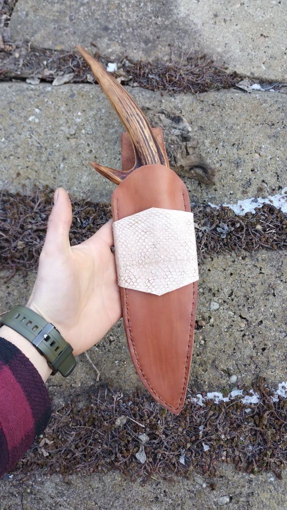 Ręcznie wykuty nóż integralny tracker/ nóż myśliwski/ knifemaking