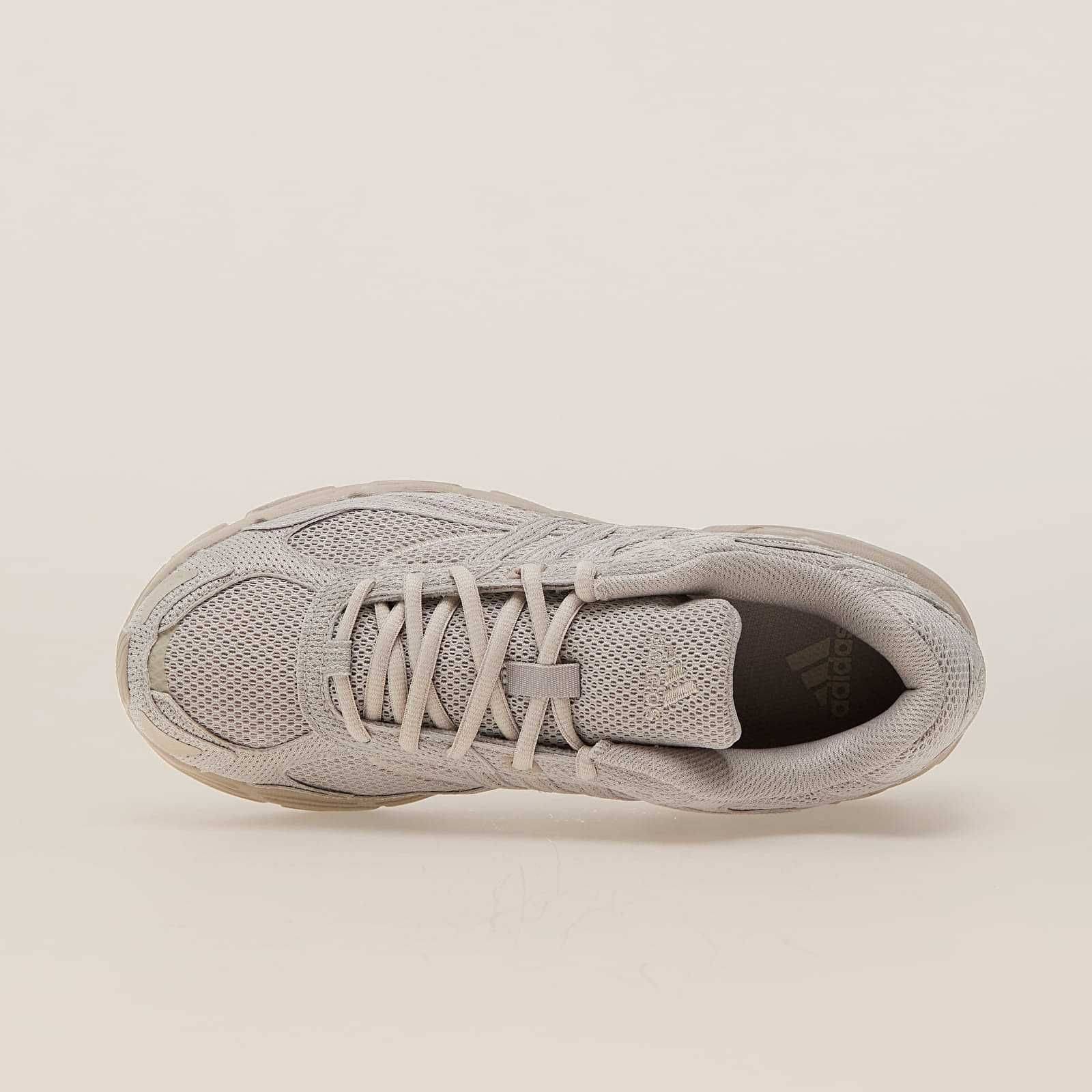 ОРИГІНАЛ, кросівки Adidas Response CL (37 ½ - 23,0 см, 38 - 23,5 см)