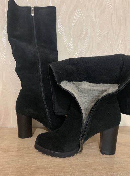 Зимові чобітки з натуральної замші 38р. В ідеальному стані