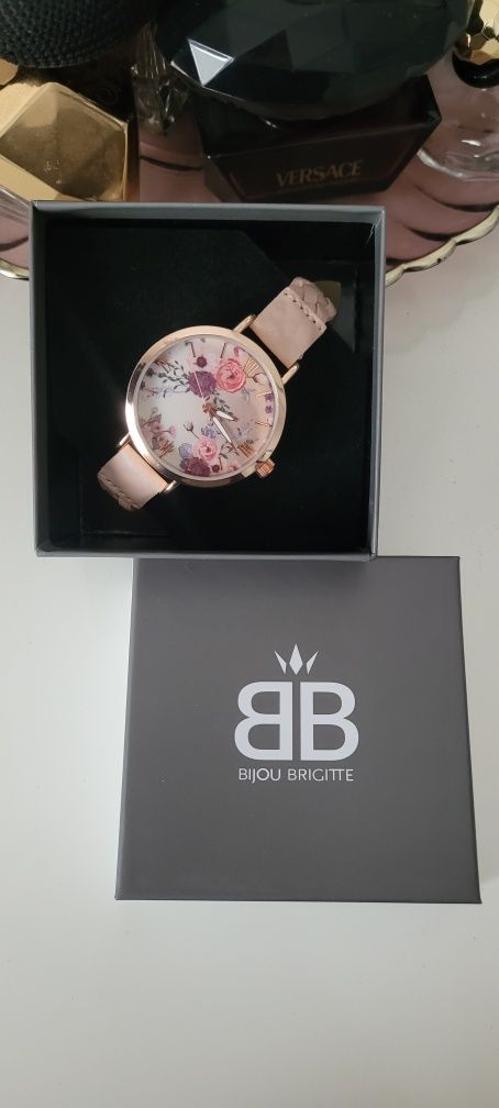 Zegarek damski na rękę Bijou Brigitte tarcza w kwiaty