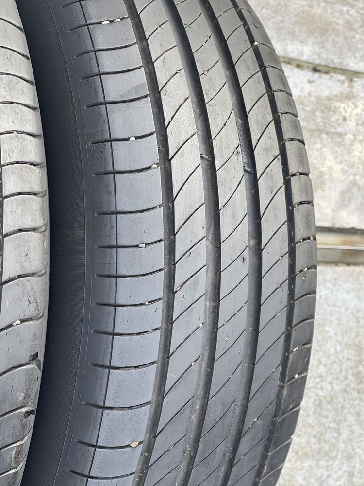 Pneus 215-60r17 Michelin como novos