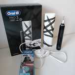 Szczoteczka rotacyjna Oral-B Pro 3 3500 + etui
