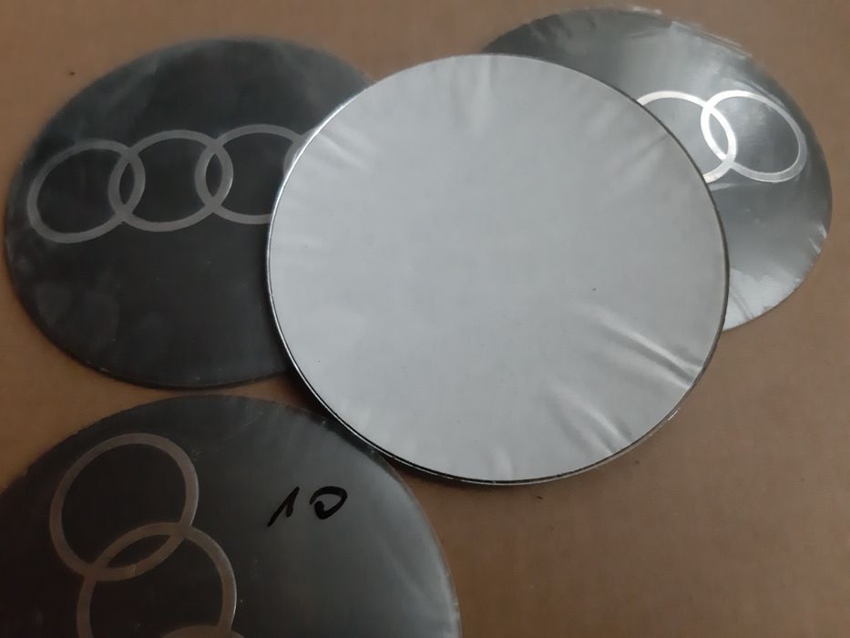Naklejki emblematy audi 10.5mm