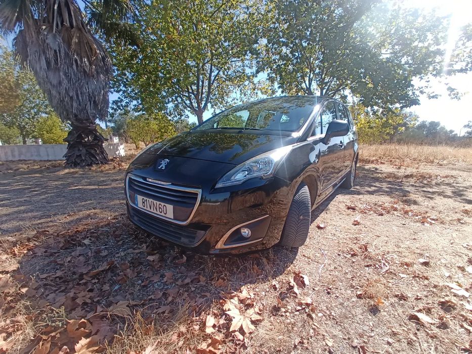 Peugeot 5008 1.6 BlueHDi Allure EAT6