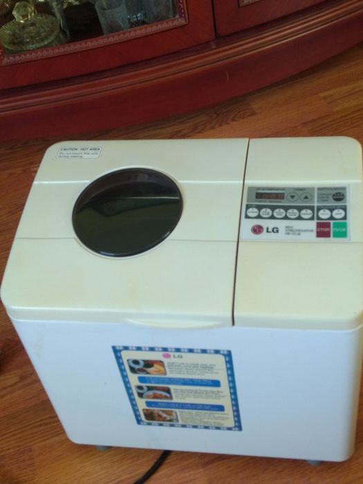 Хлебопечь LG HB-151 JE