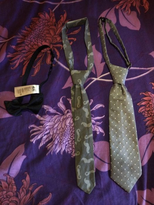 Галстуки и бабочка для мальчика