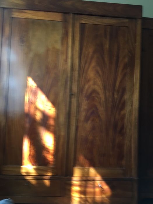 Sprzedam starą szafę