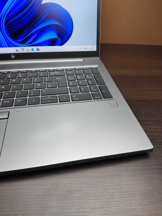 LAPTOP | HP ZBook FireFly 15 G8 | i7-1165G7 | Quadro T500 16GB 512SSD