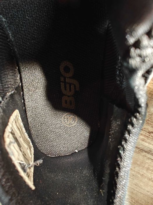 Buty sportowe chłopięce rozm 30