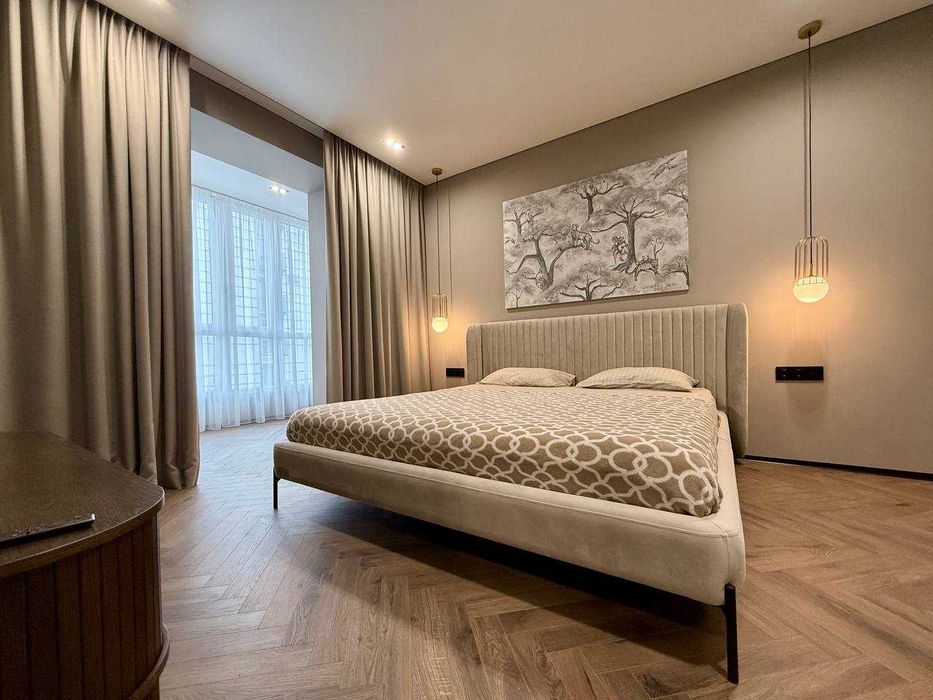 Стильна дизайнерська 1-к квартира в ЖК Липки, біля озера та парку