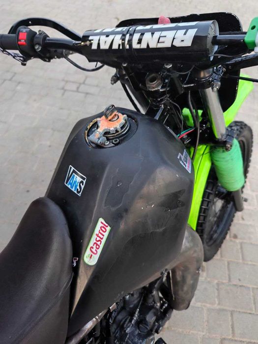 Kawasaki кмх 125