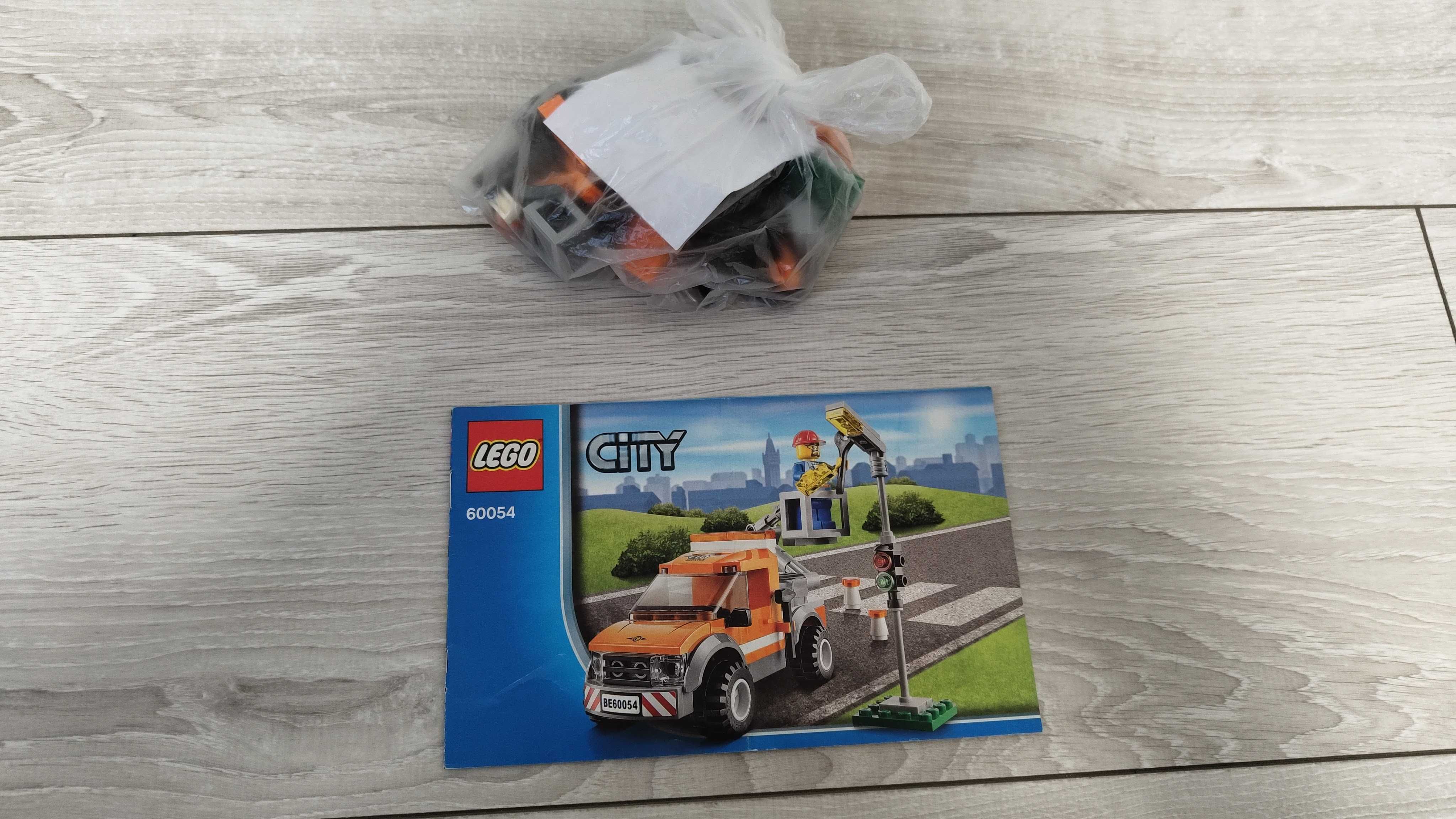 LEGO City (60018, 60054, 60083, 60082, 60016, 31018, 70805)