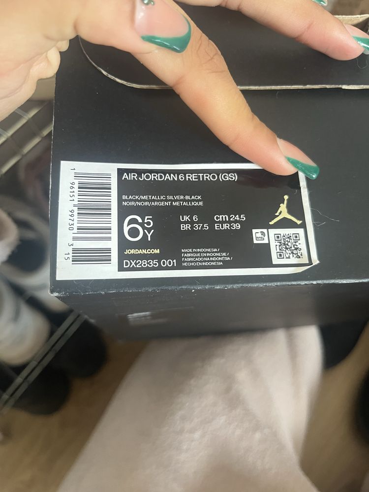 jordan 6 retro (39).     usado poucas vezes