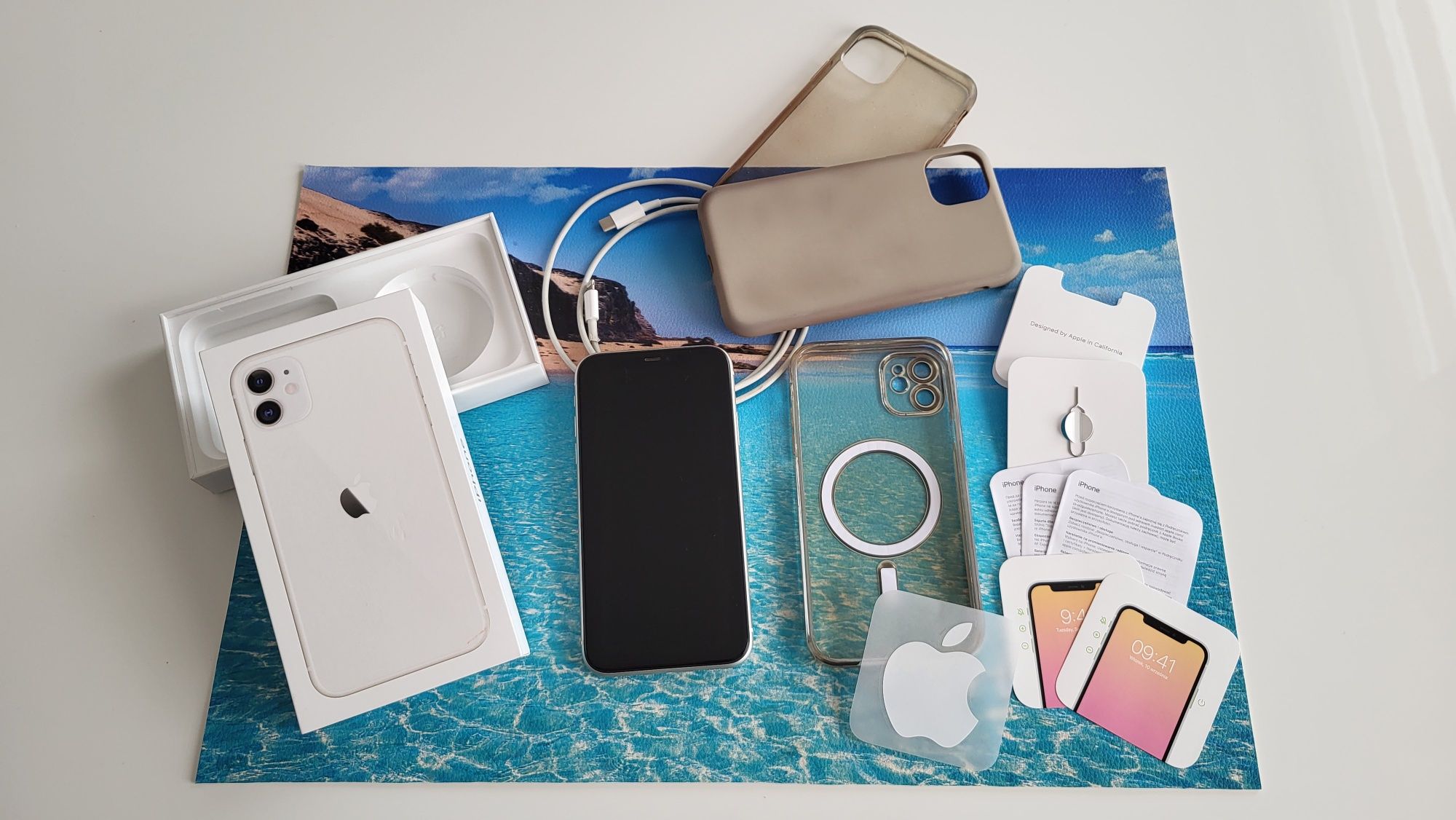 Telefon smarfon iPhone 11  64GB zadbany cały kpl plus akcesoria GRATIS