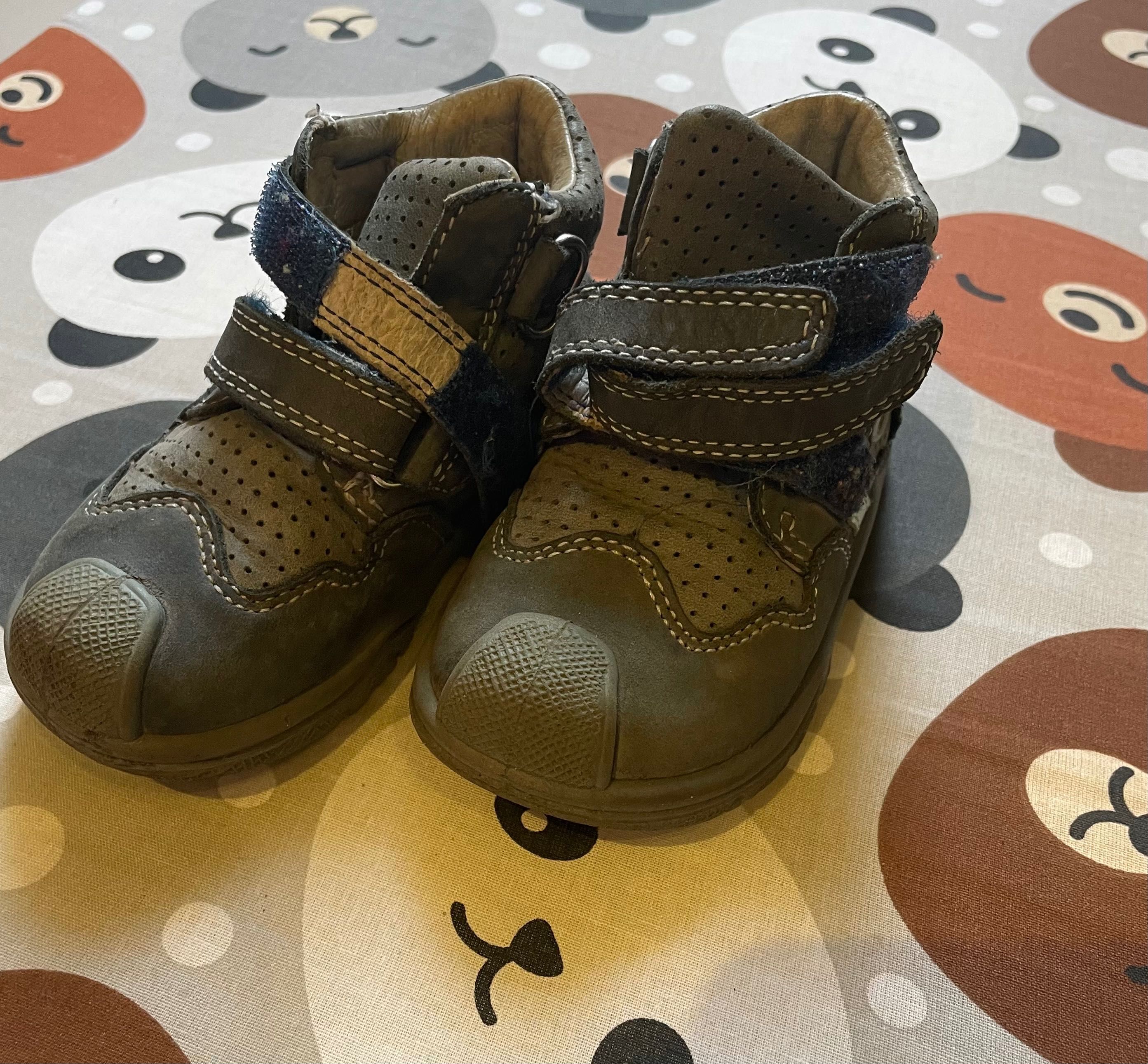 Buty kozaki dla chłopca 2 pary