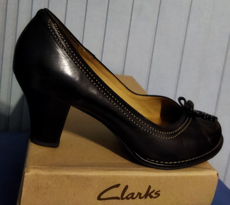 Туфлі жіночі чорні 40