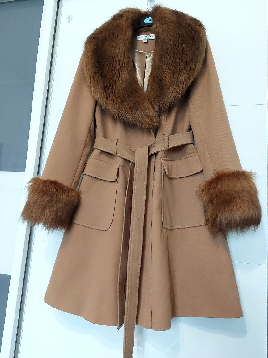Piękny brązowy zimowy płaszcz z futerkiem Miss Selfridge L/40