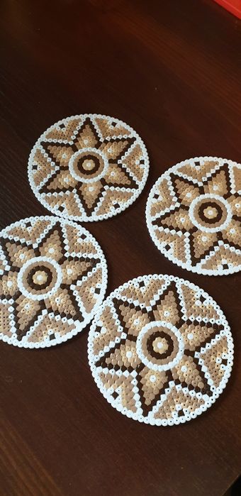 Dekoracyjna podkladka pod kubek, ozdoba na stół