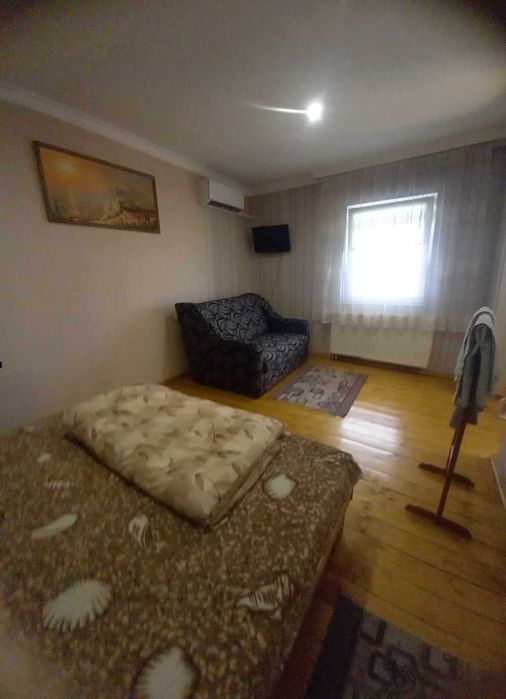 В центрі  міста подобова оренда квартири.