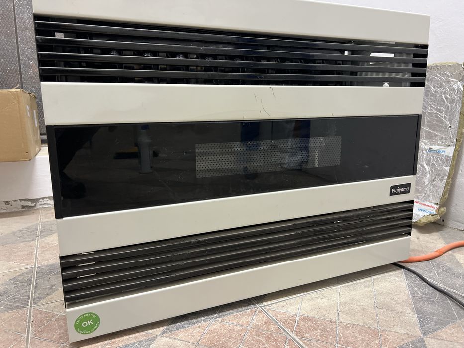 Piecyk, grzejnik, piec gazowy, koza  Fujiyama zamknieta komora spalan