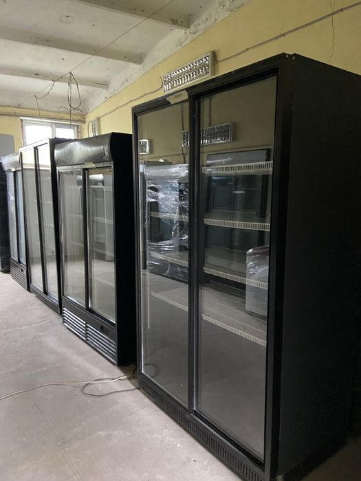 Холодильный шкаф Витрина для напитков Регал Морозилка Барный холодос