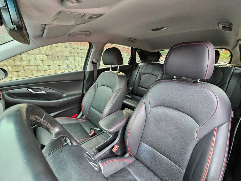 2018 Hyundai i30 (PD) 1.6 diesel premium Максимальна комплекція