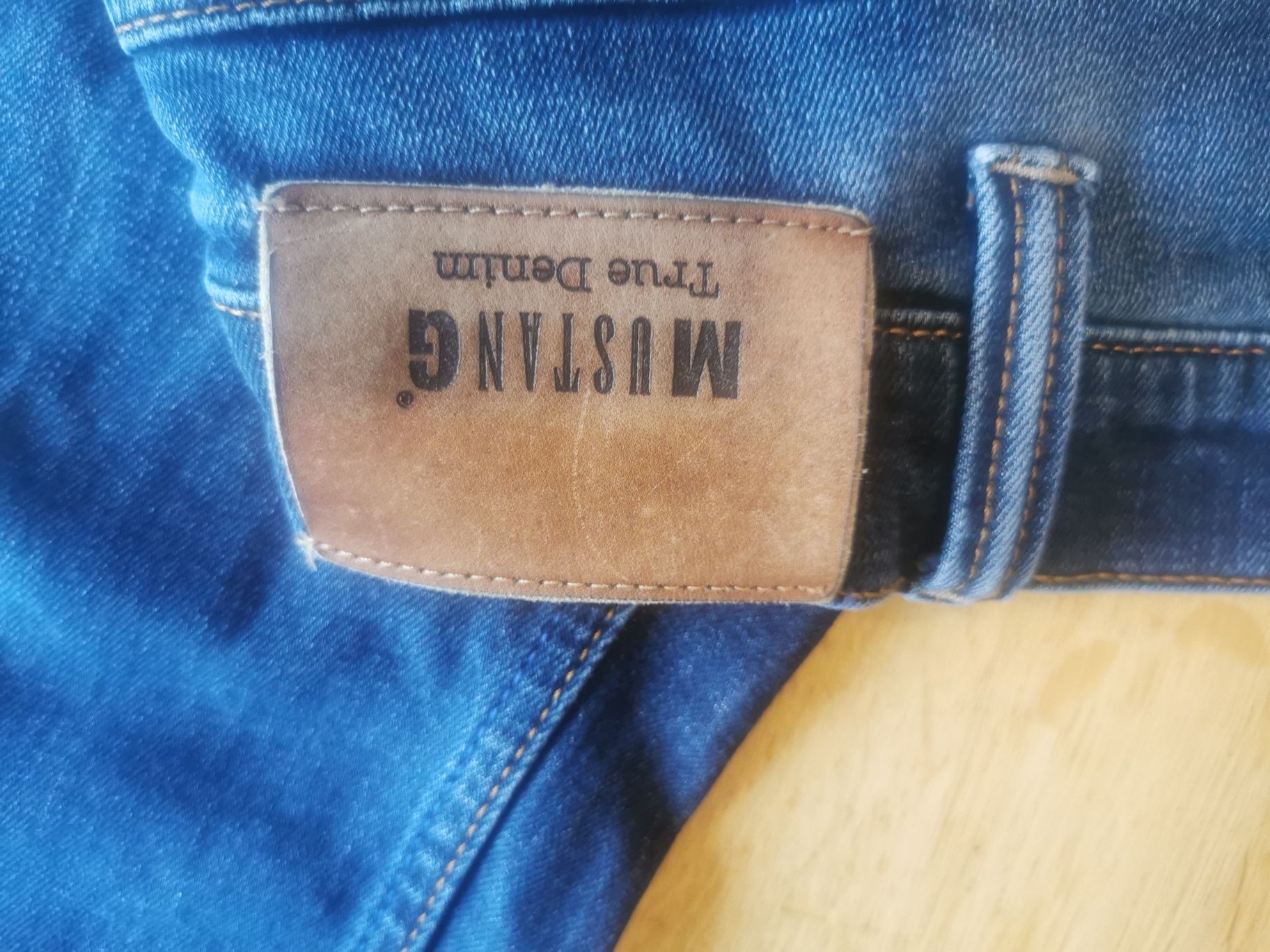 Spodnie Jeans Wrangler Oregon tapered  38/32 jak nowe